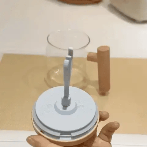 Self-Stirring Mugs ☕